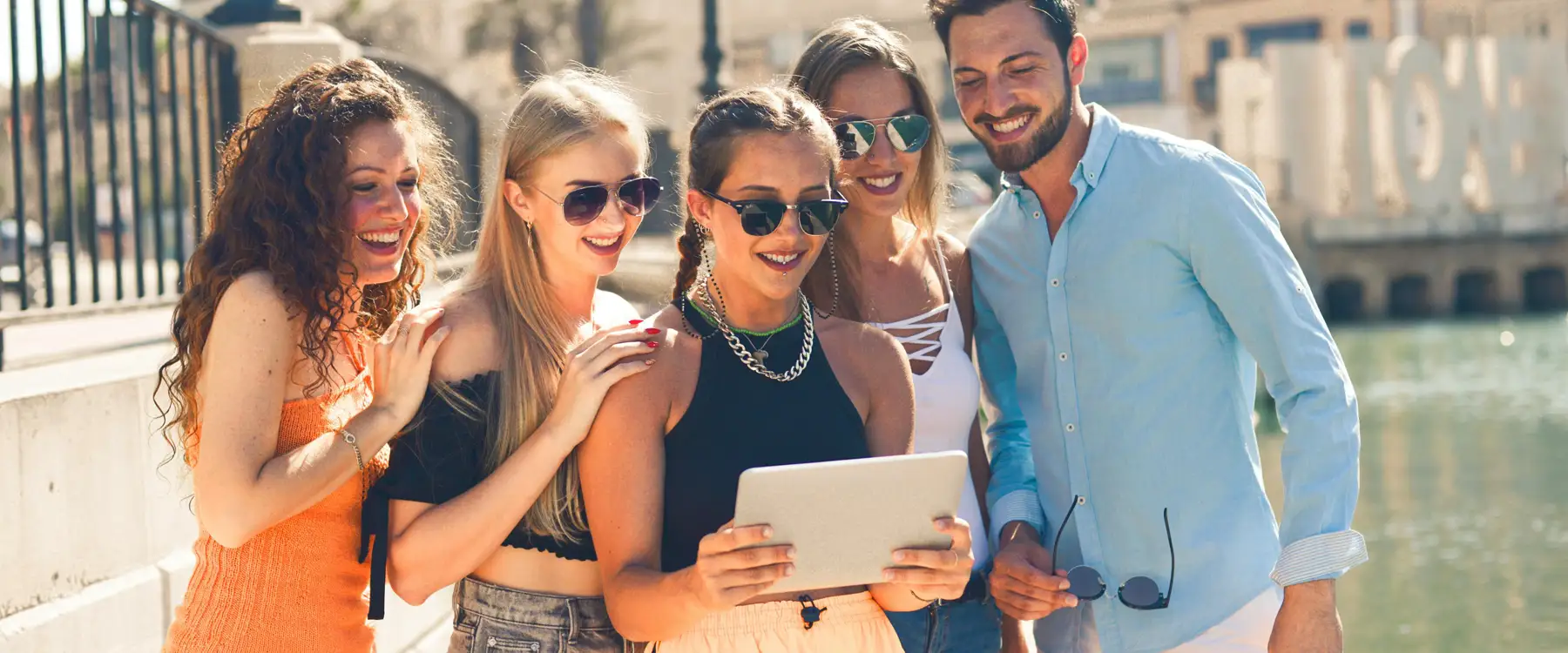 How to promote tour packages online - Contact Lumrah Media